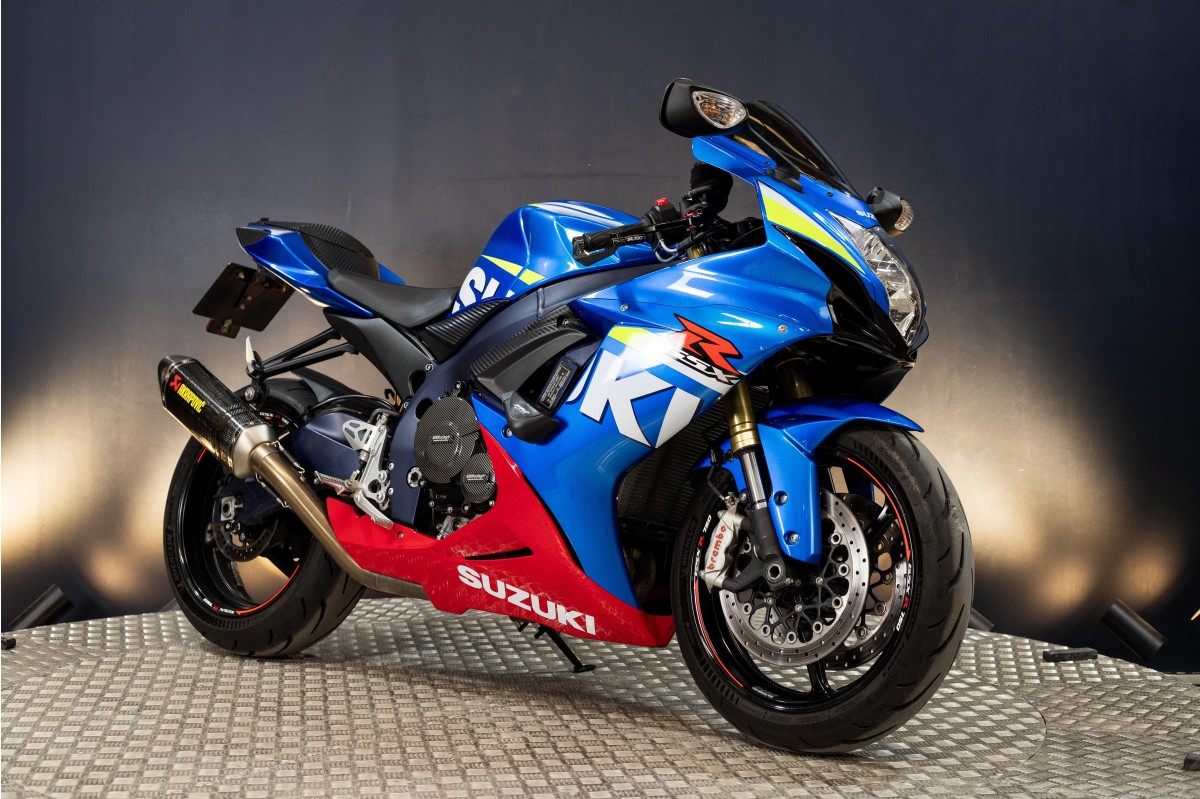 SUZUKI GSX-R750