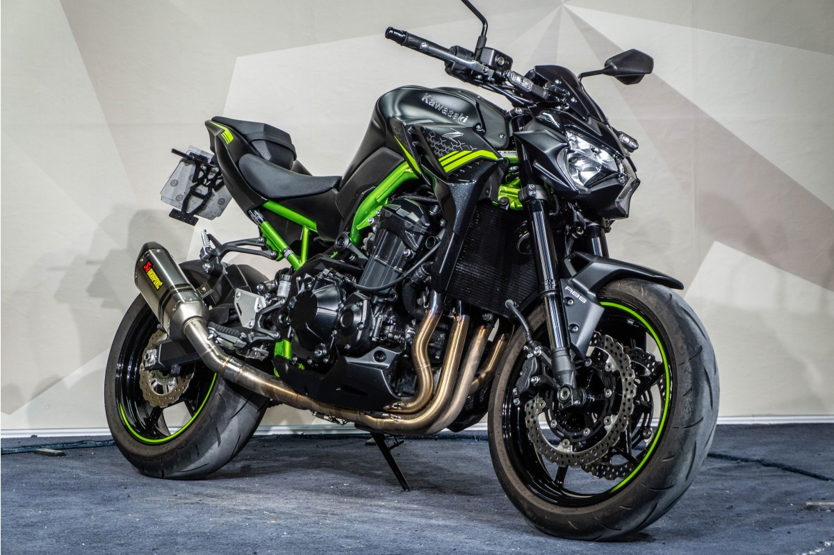 KAWASAKI Z 900