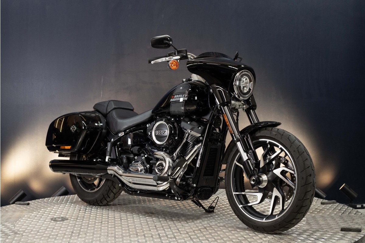 HARLEY DAVIDSON Sport glide