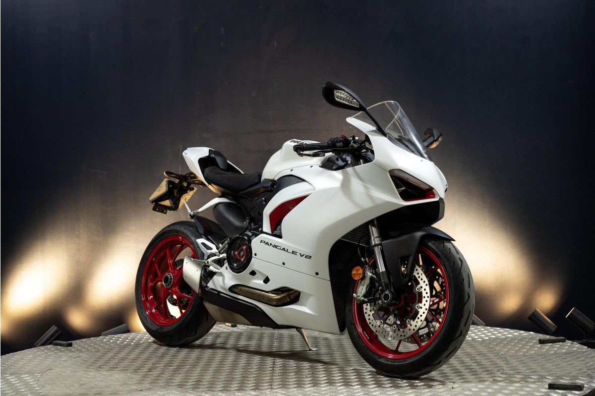 DUCATI Panigale V2