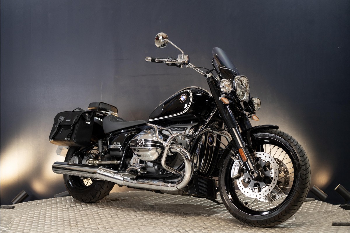 BMW R 18