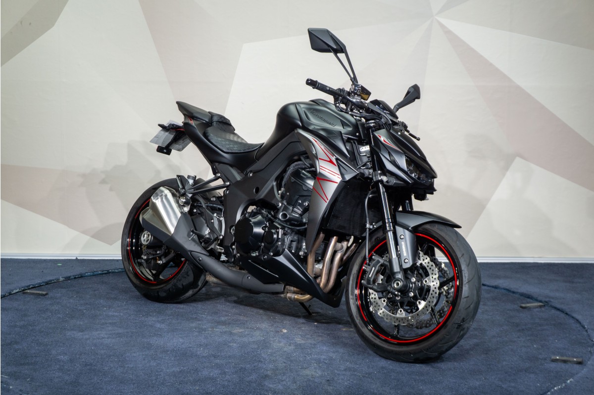 KAWASAKI Z 1000