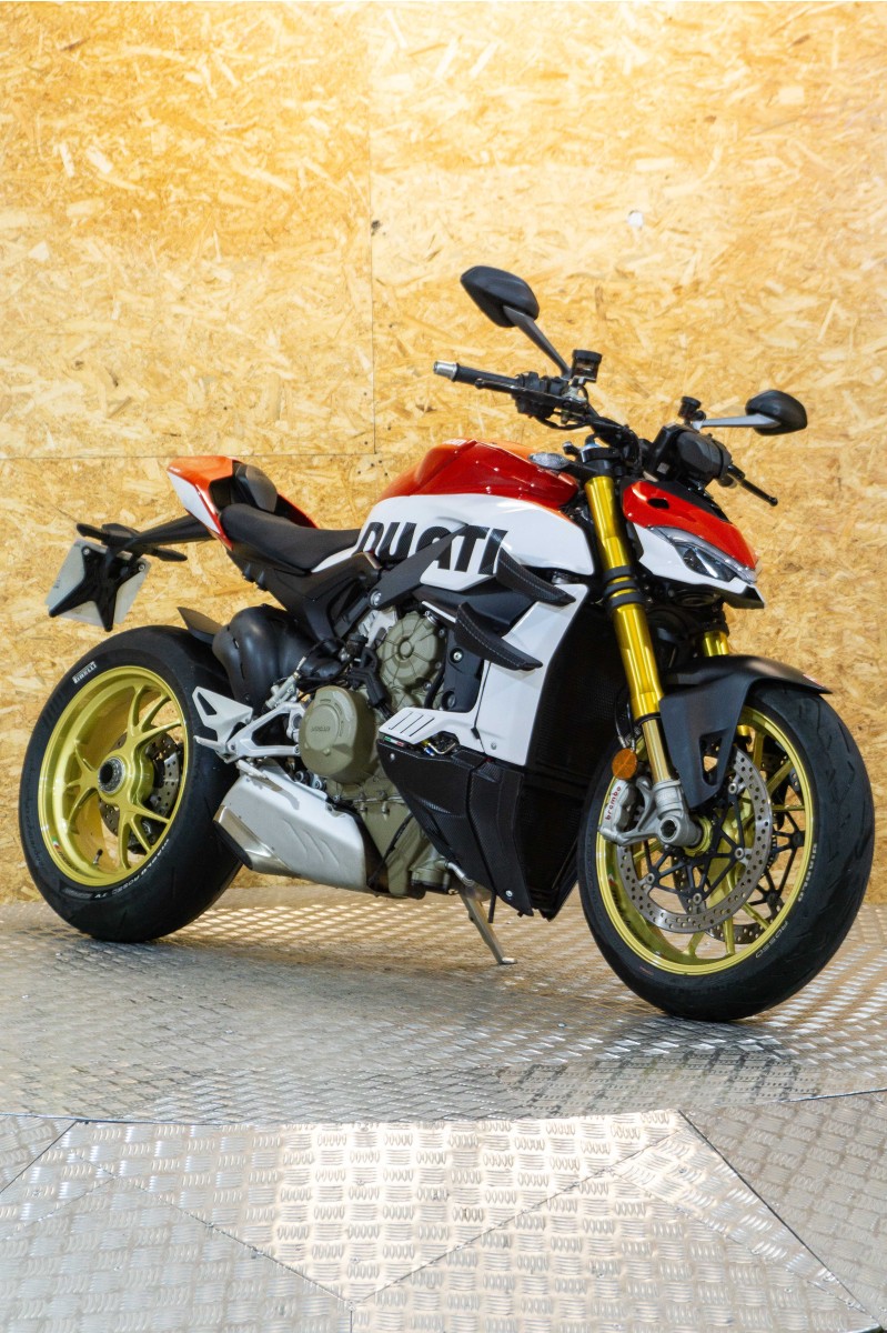 DUCATI Streetfighter V4S