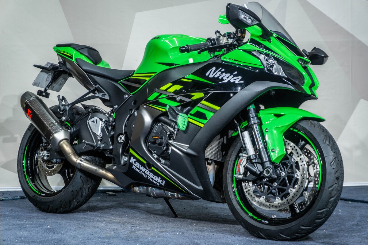 KAWASAKI Ninja ZX-10R