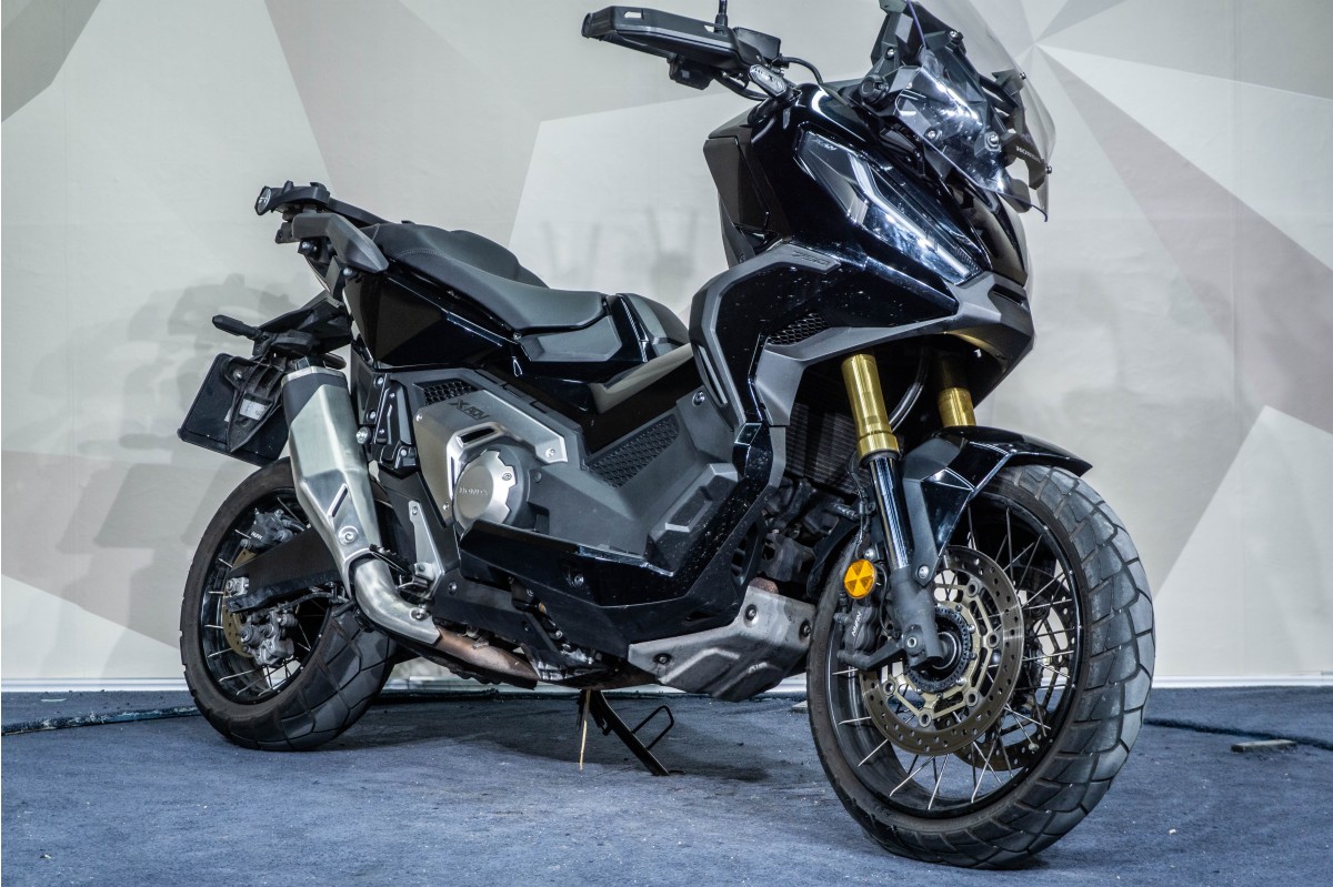HONDA X-ADV 750
