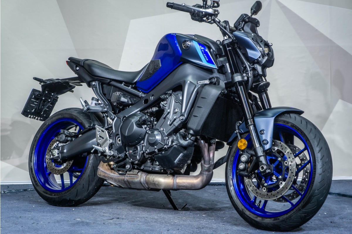 YAMAHA MT 09