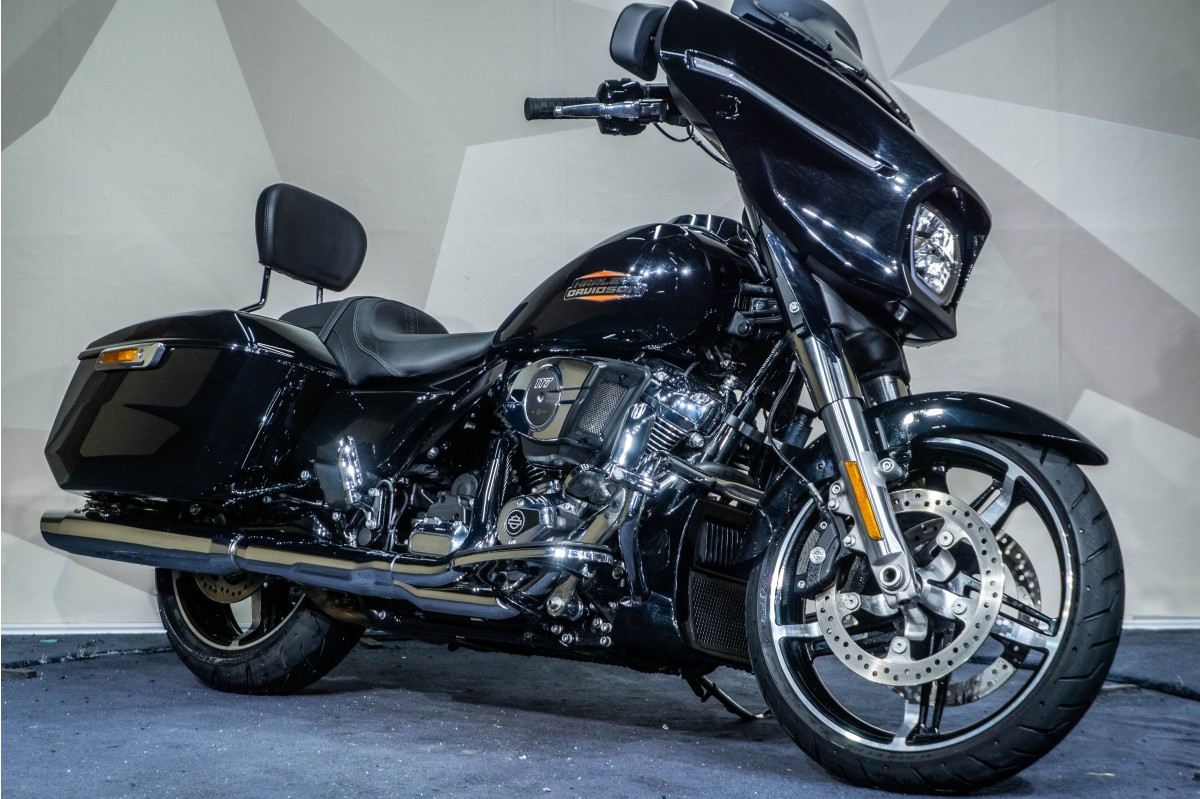 HARLEY DAVIDSON Street Glide Special