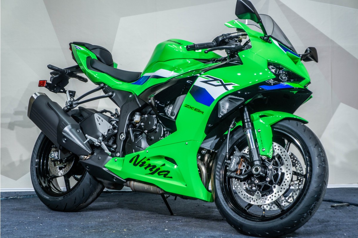 KAWASAKI NINJA ZX 6R