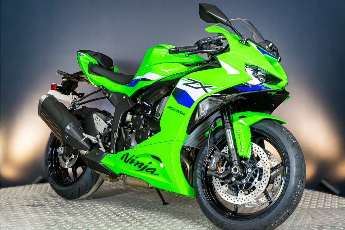 KAWASAKI ZX-6R