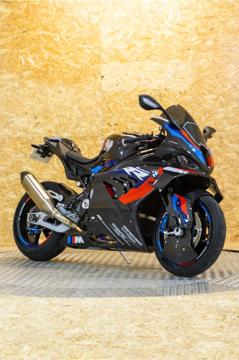 BMW M1000RR