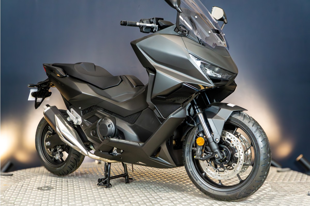 HONDA FORZA 750