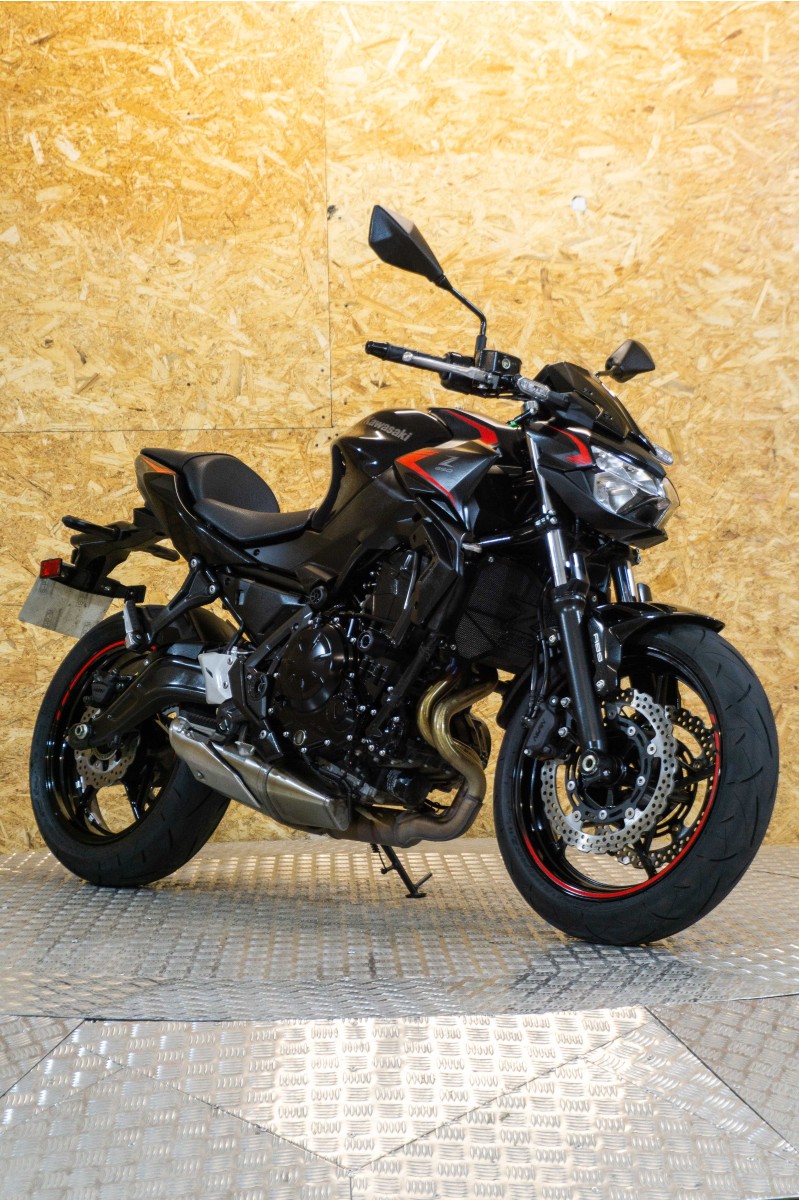 KAWASAKI Z650