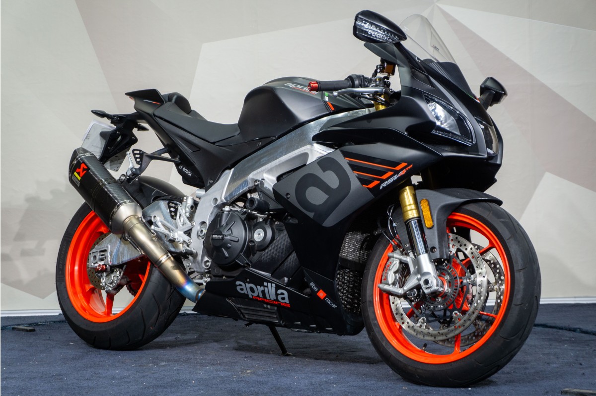 APRILIA RSV4 1000