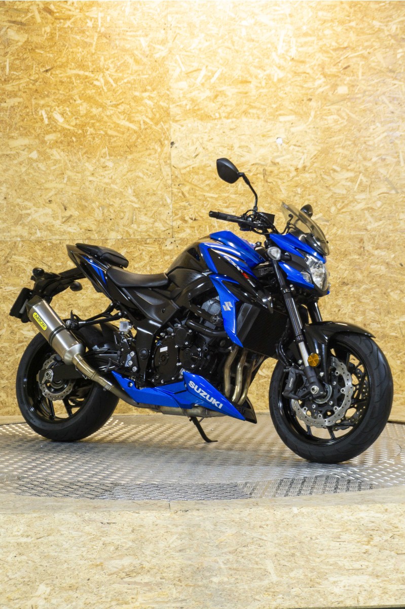 SUZUKI GSX-S 750