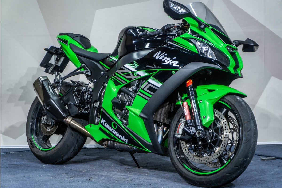 KAWASAKI ZX10R