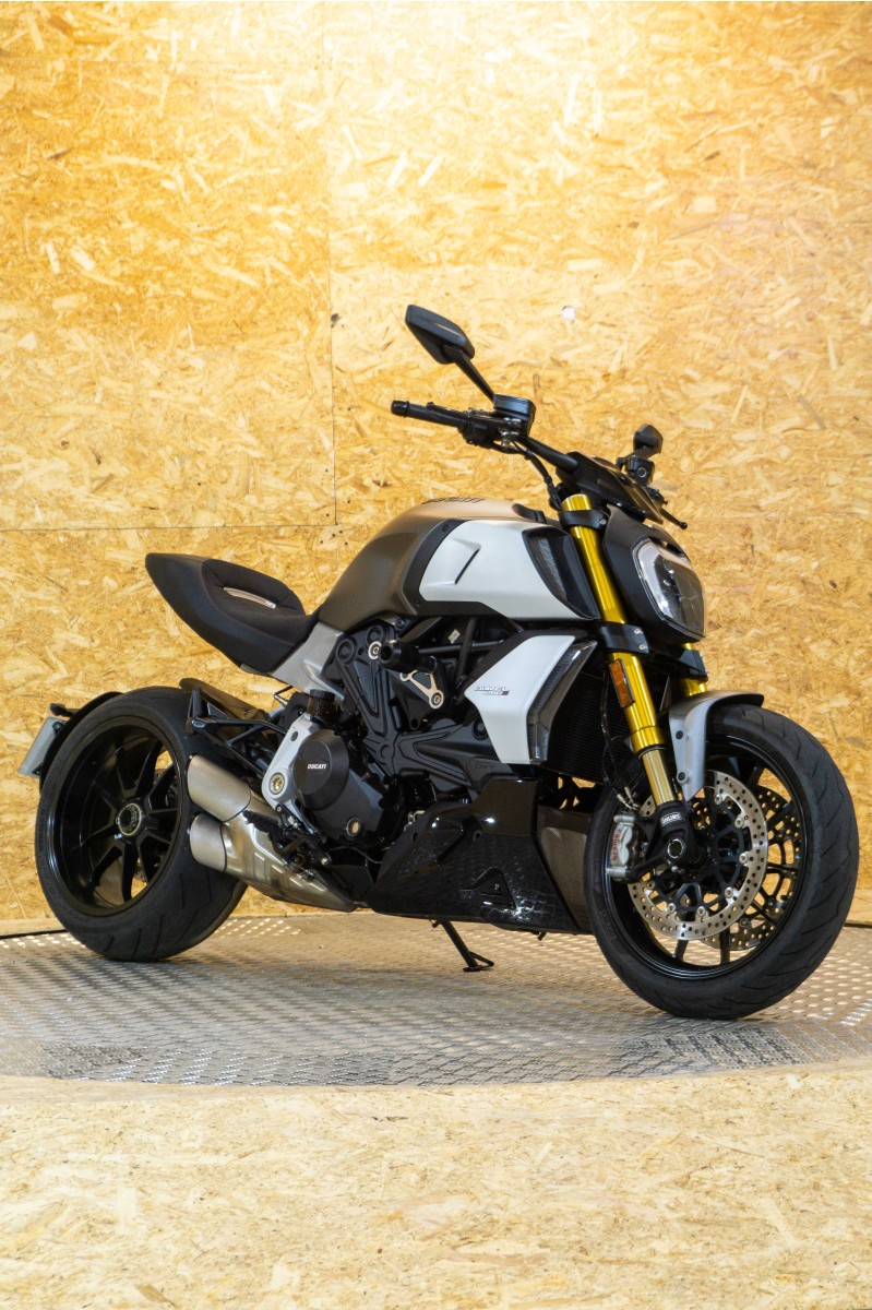 DUCATI Diavel 1260s