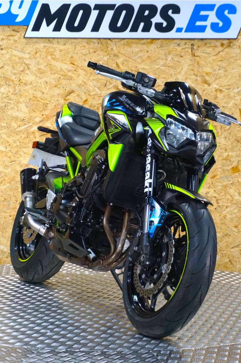 KAWASAKI Z 900