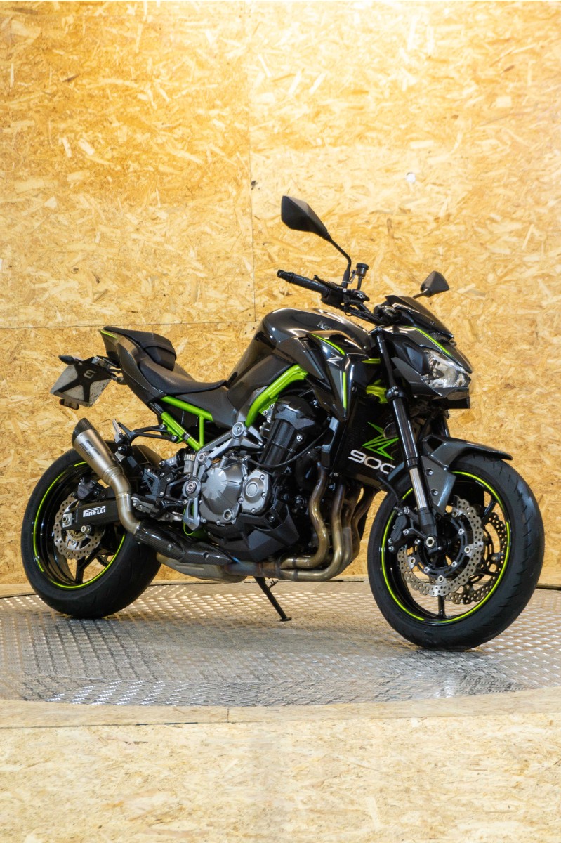 KAWASAKI z 900