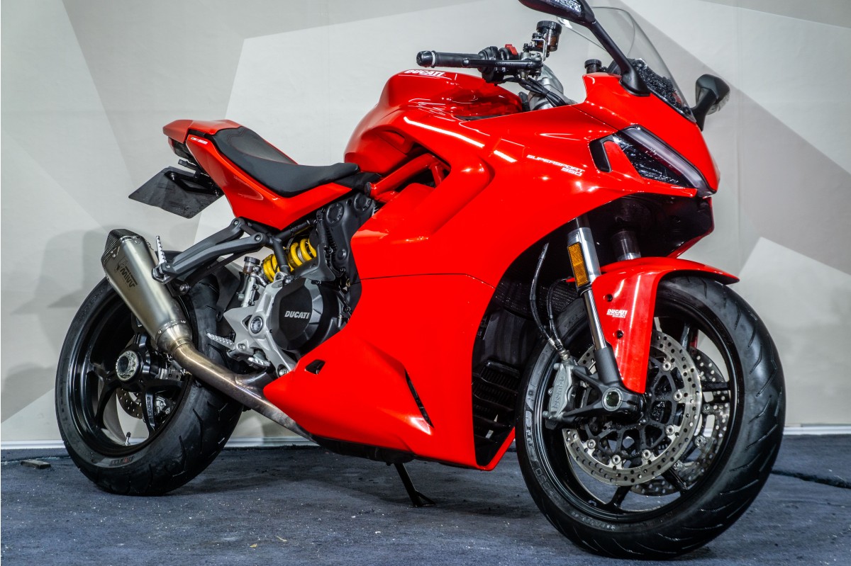 DUCATI SUPERSPORT 950