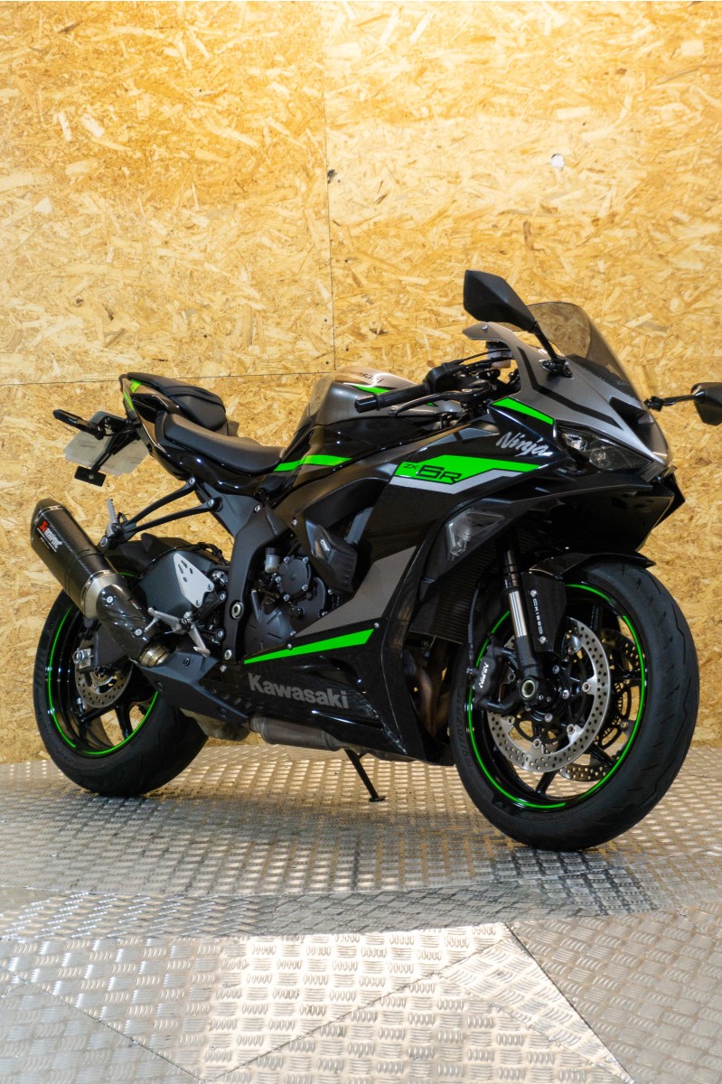 KAWASAKI Ninja Zx6R