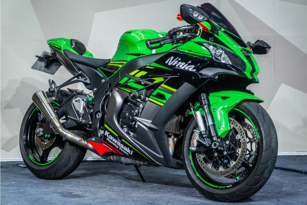 KAWASAKI ZX 10 R