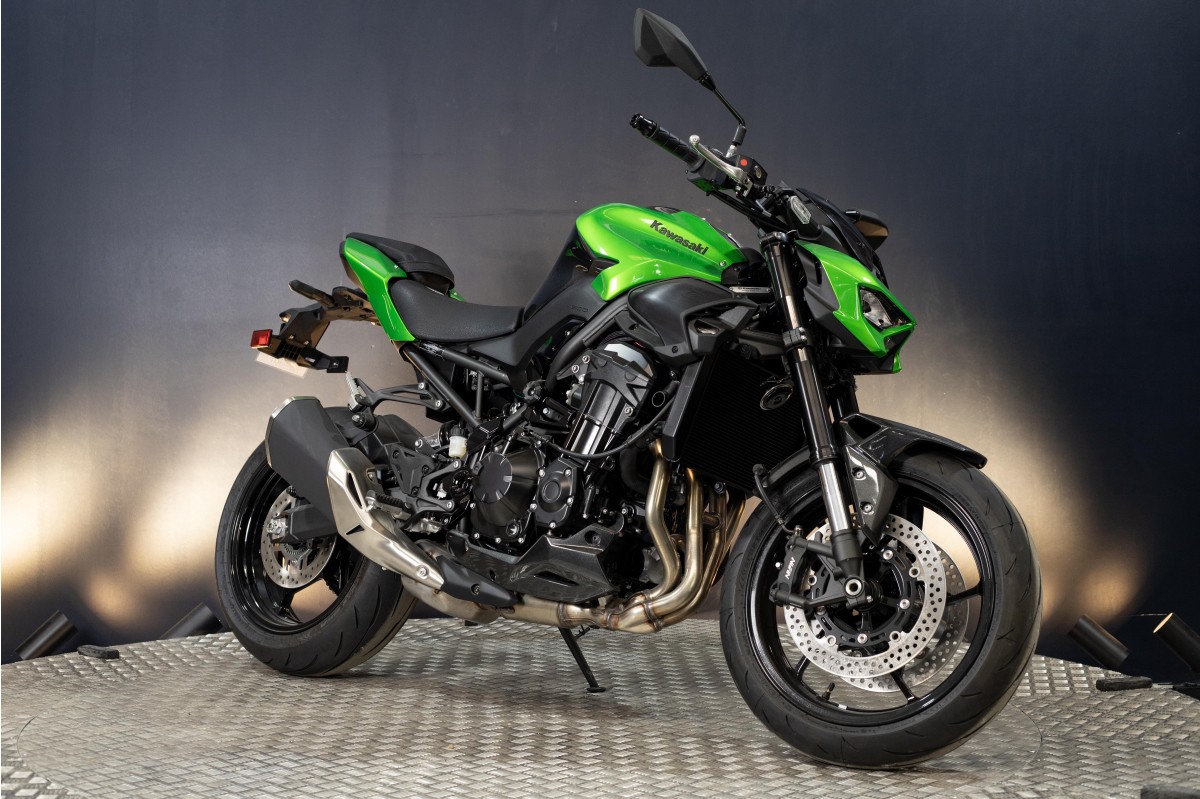 KAWASAKI Z900