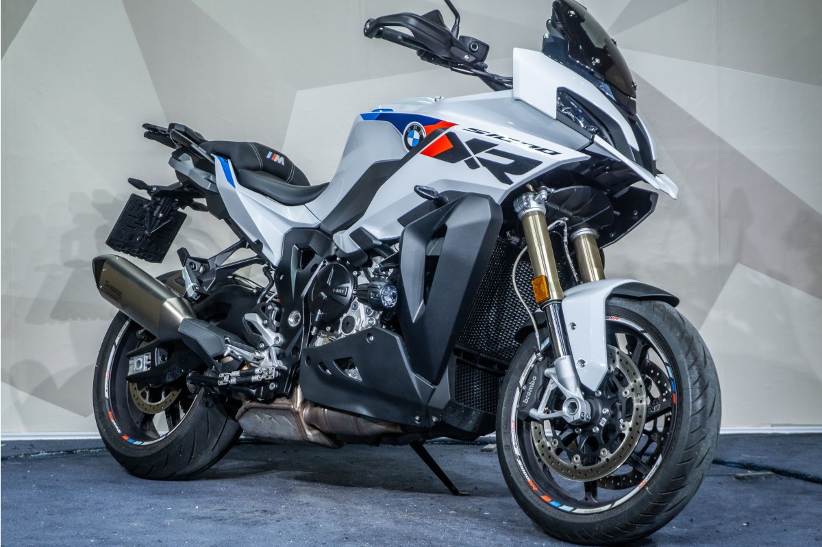 BMW S1000XR