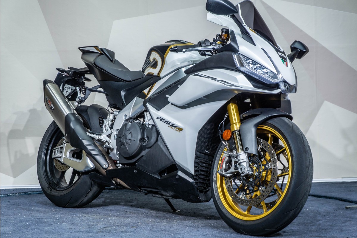 APRILIA RSV4 FACTORY
